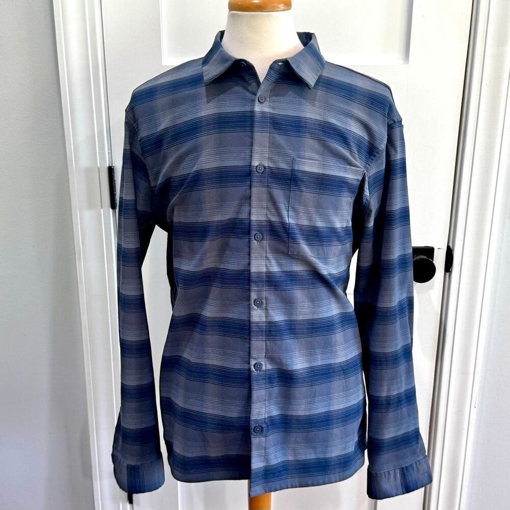 Lululemon Mason’s Peak Flannel Shirt. blue.